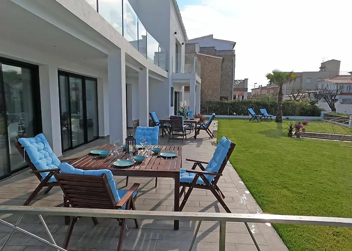 Villa Sophie Alt Standing, Frente Al Club Nautico